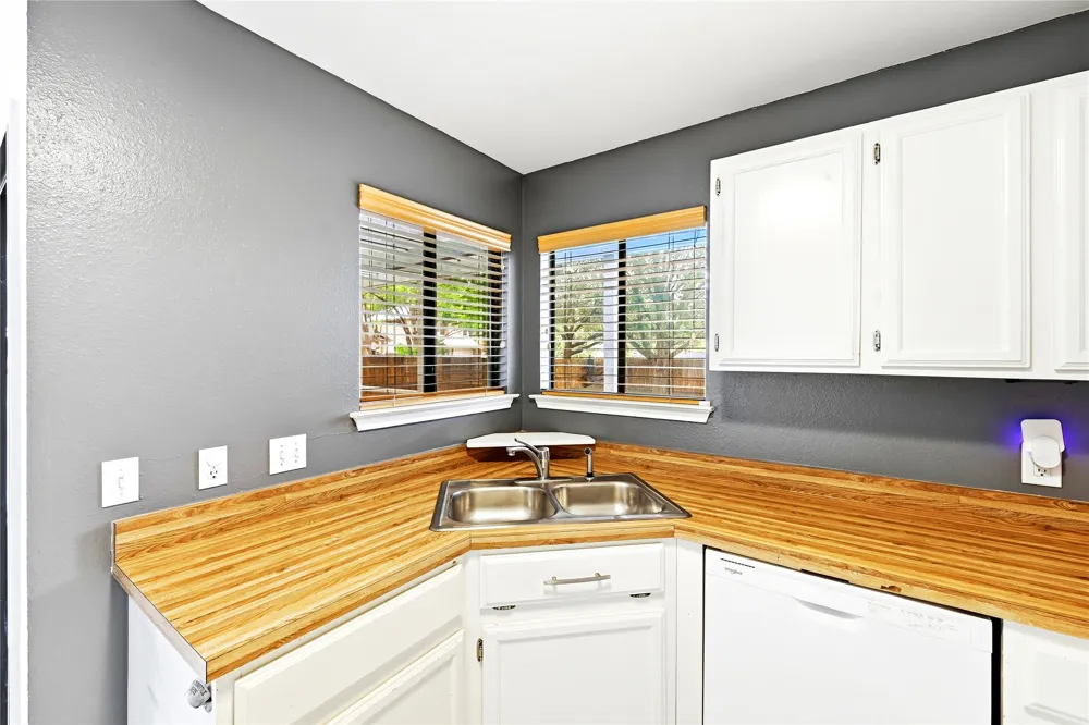 8401 Siskin Cove Austin, TX 78745