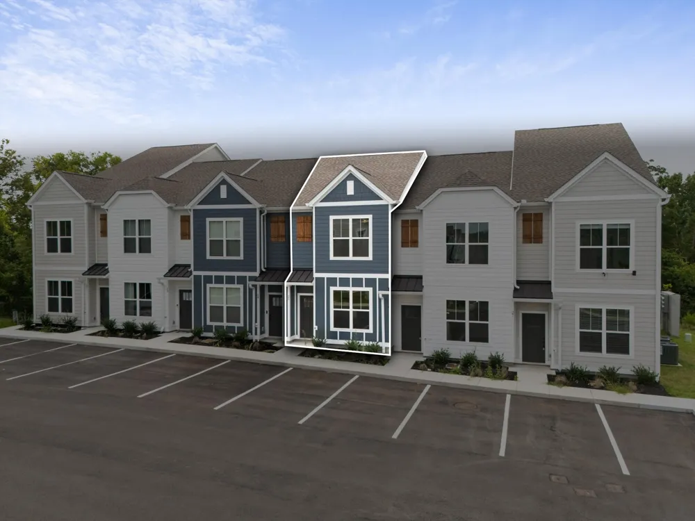 1170 S Dickerson Rd #25 Goodlettsville, TN 37072