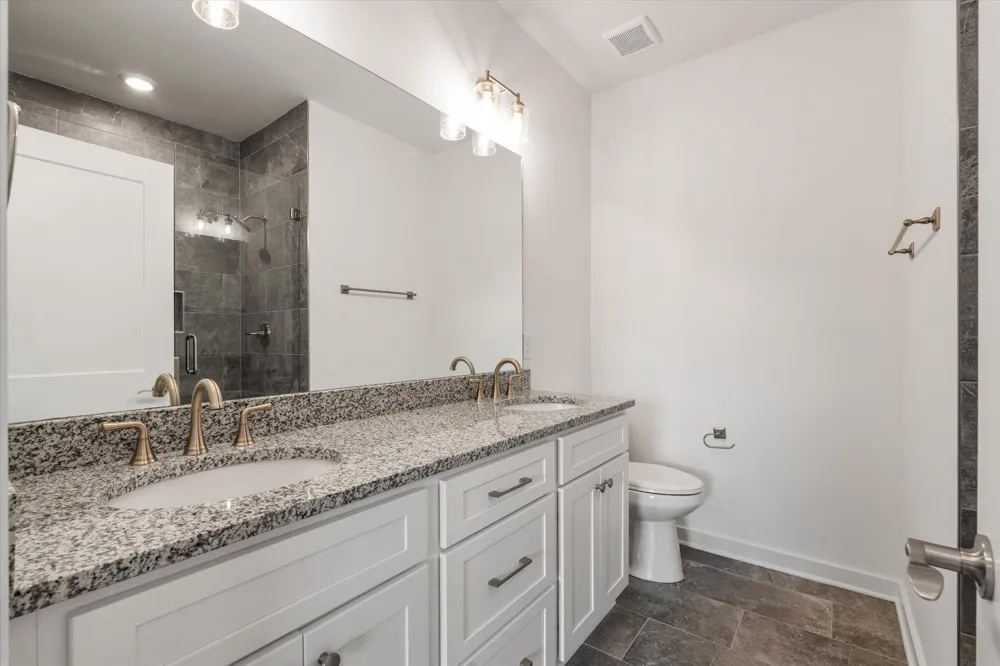 1170 S Dickerson Rd #25 Goodlettsville, TN 37072