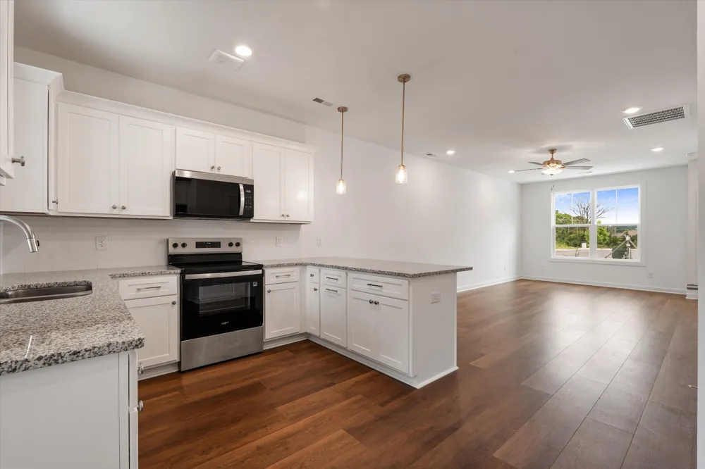1170 S Dickerson Rd #25 Goodlettsville, TN 37072