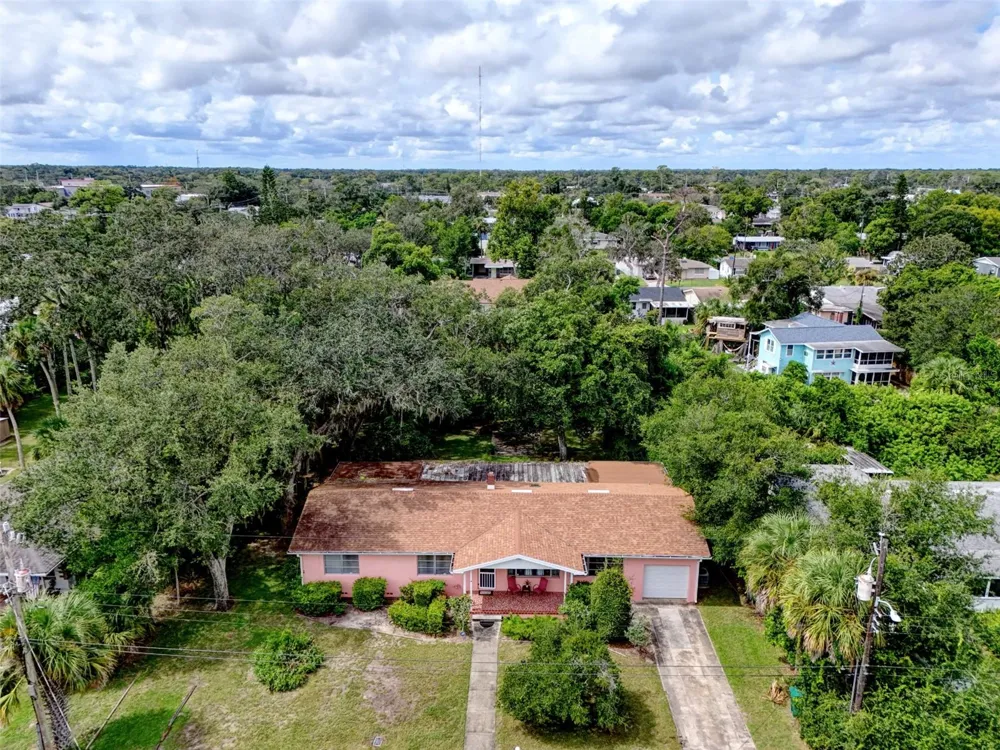 1520 MORAVIA AVENUE Holly Hill, FL 32117