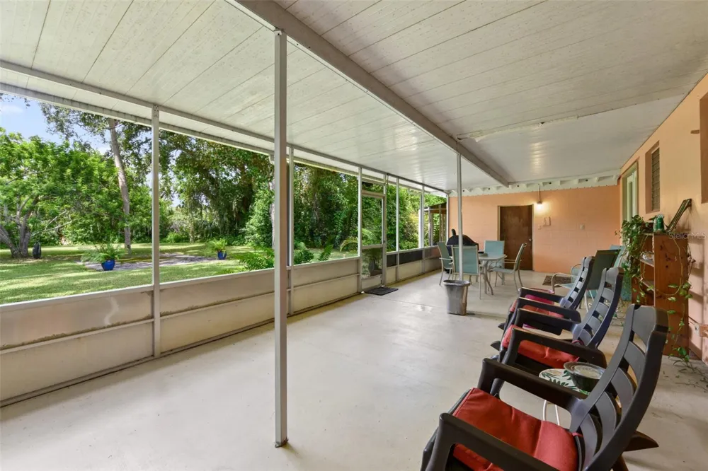 1520 MORAVIA AVENUE Holly Hill, FL 32117