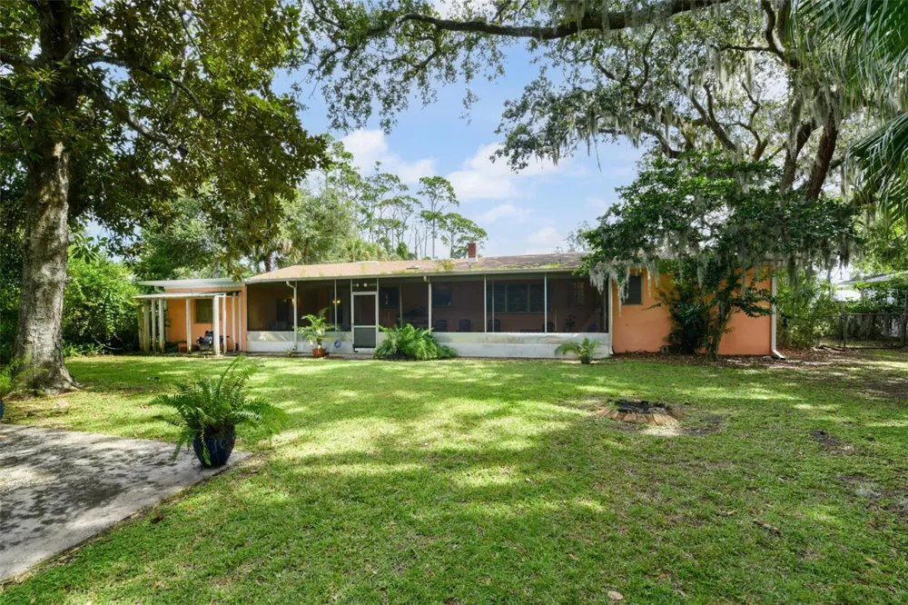 1520 MORAVIA AVENUE Holly Hill, FL 32117