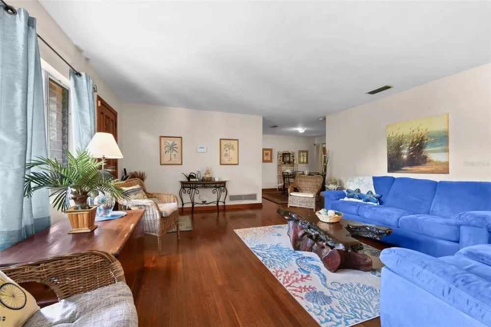 1520 MORAVIA AVENUE Holly Hill, FL 32117