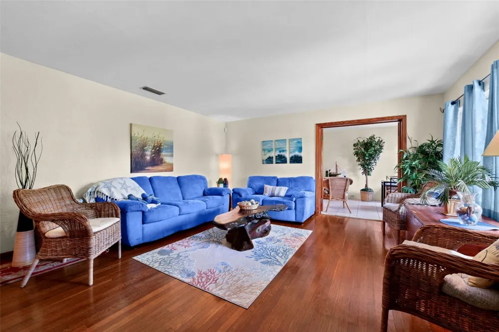 1520 MORAVIA AVENUE Holly Hill, FL 32117