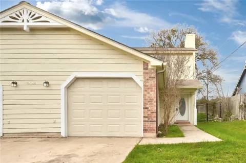 6102 Parkwood Drive #A