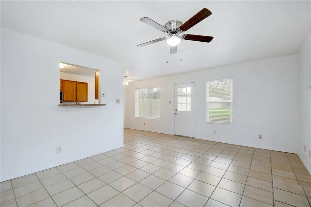 6102 Parkwood Drive #A Austin, TX 78735