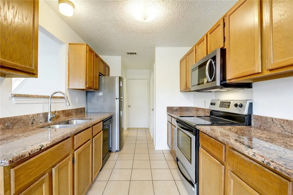 6102 Parkwood Drive #A Austin, TX 78735