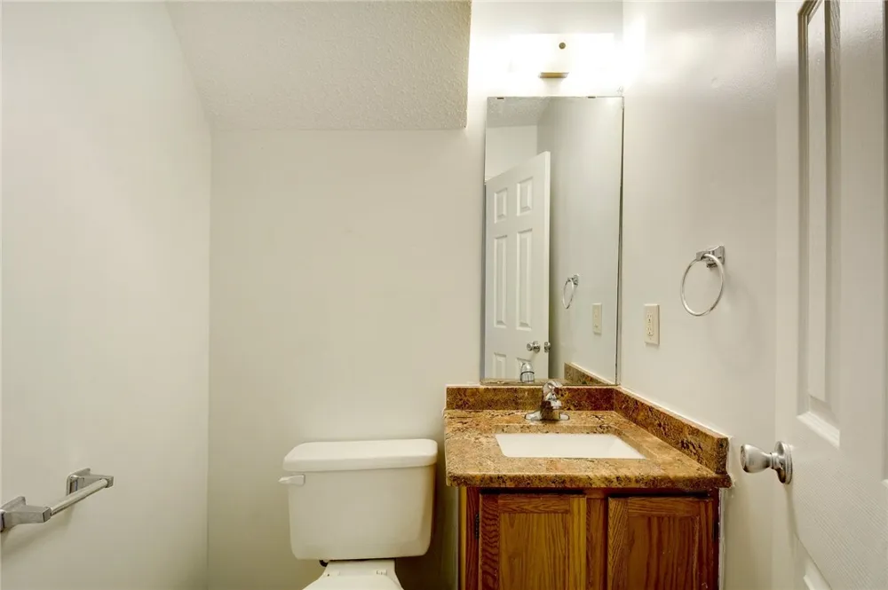 6102 Parkwood Drive #A Austin, TX 78735