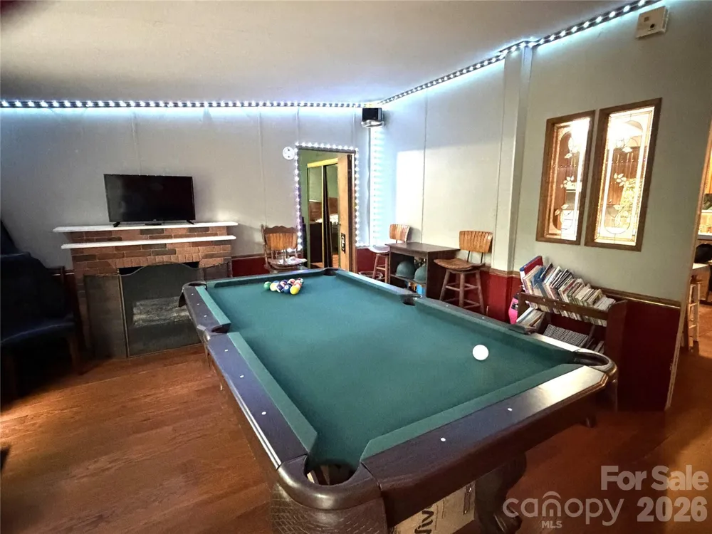 261 Warren Creek Road Candler, NC 28715