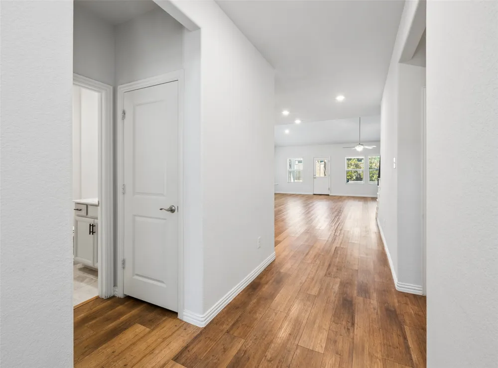 10105 Lakemont Drive Fort Worth, TX 76131