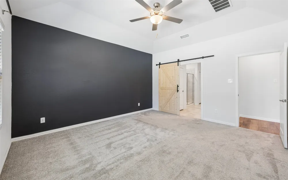 10105 Lakemont Drive Fort Worth, TX 76131