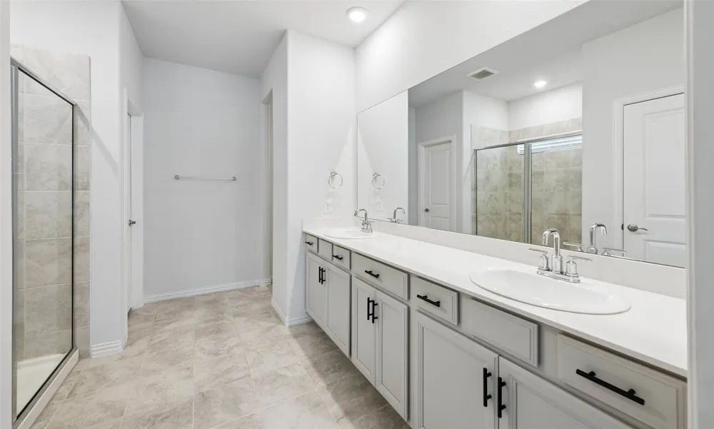 10105 Lakemont Drive Fort Worth, TX 76131