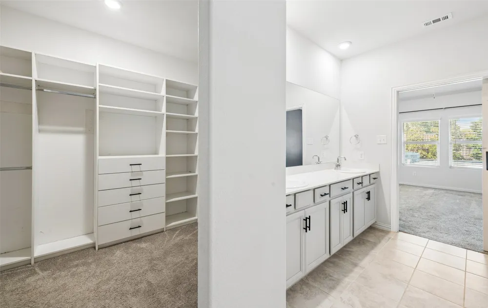 10105 Lakemont Drive Fort Worth, TX 76131