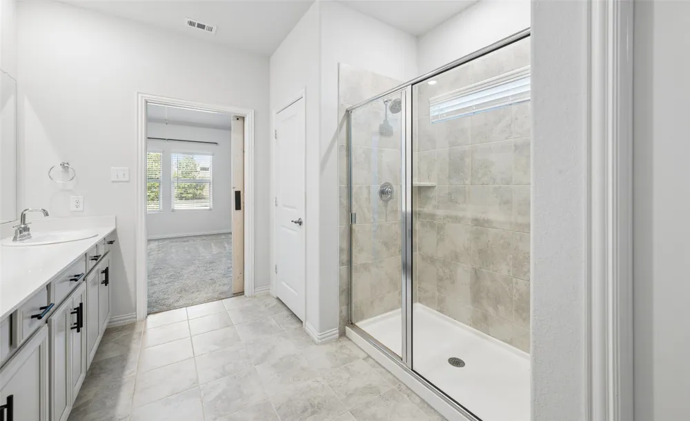 10105 Lakemont Drive Fort Worth, TX 76131