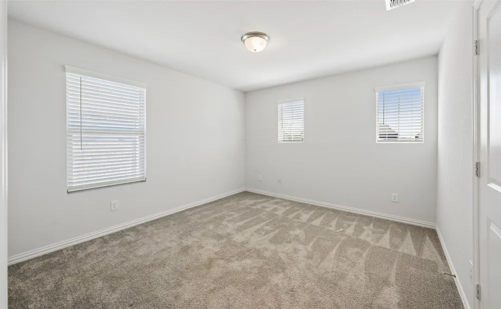 10105 Lakemont Drive Fort Worth, TX 76131