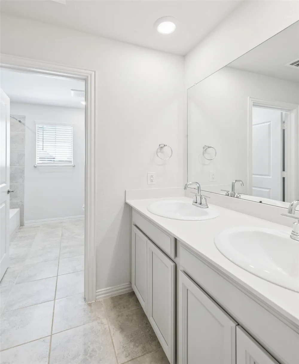 10105 Lakemont Drive Fort Worth, TX 76131