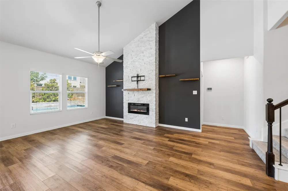10105 Lakemont Drive Fort Worth, TX 76131