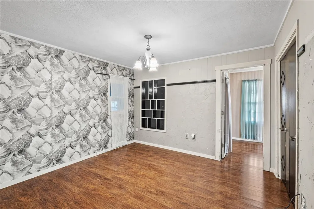 309 SW 5th Street Kerens, TX 75144