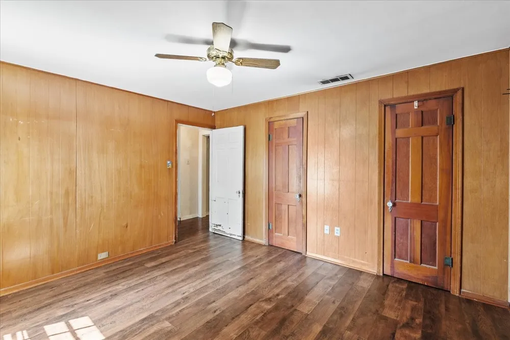 309 SW 5th Street Kerens, TX 75144