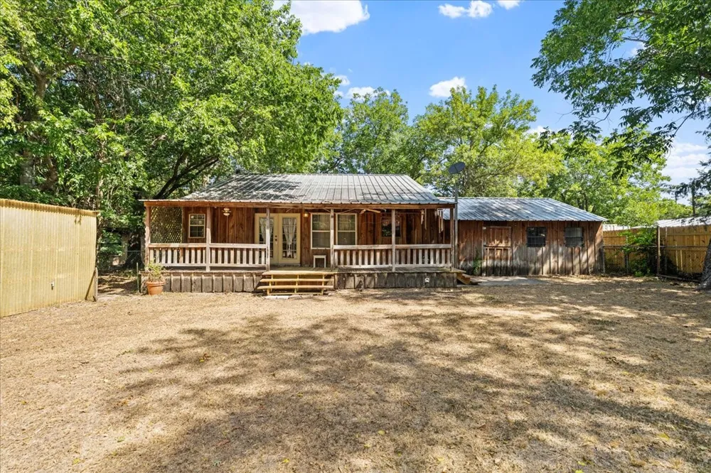 309 SW 5th Street Kerens, TX 75144