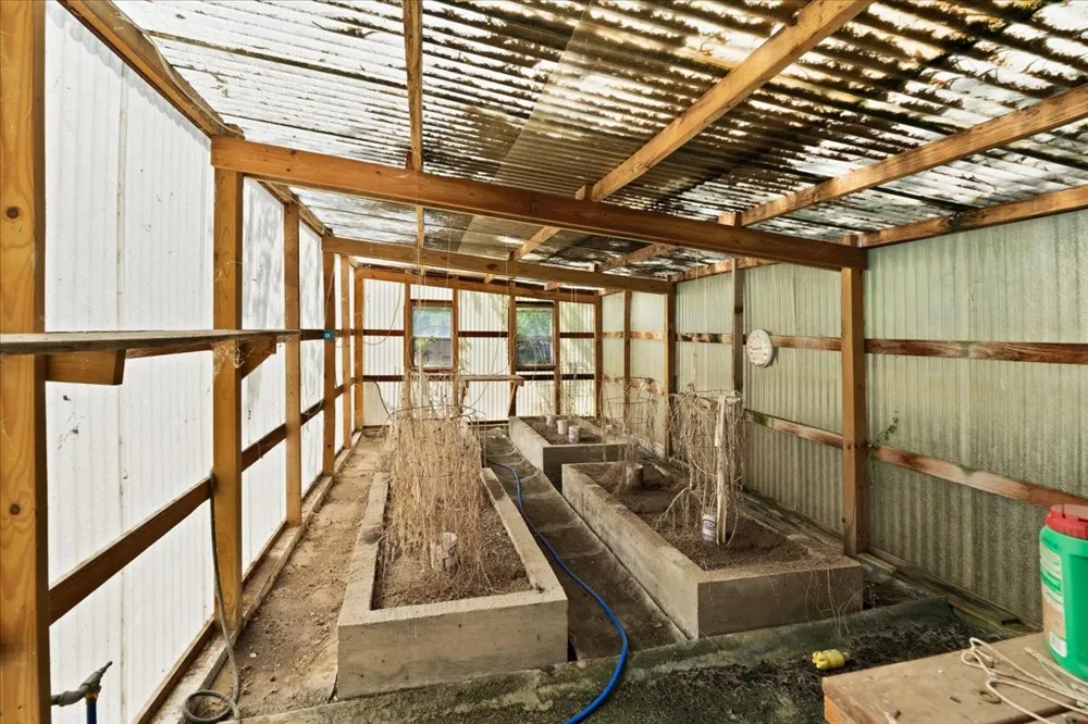 309 SW 5th Street Kerens, TX 75144