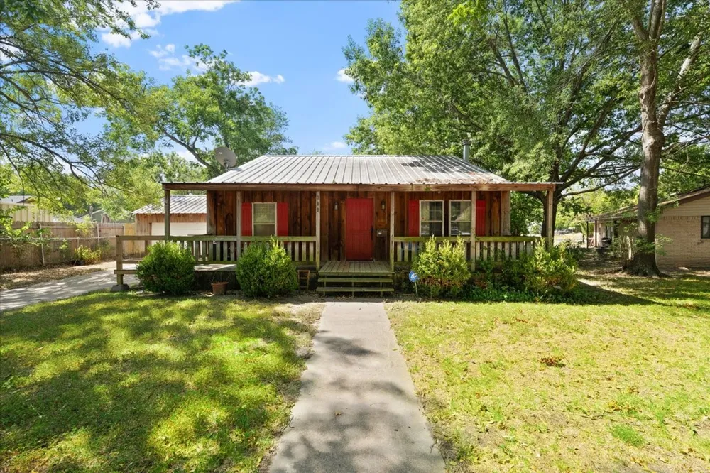 309 SW 5th Street Kerens, TX 75144