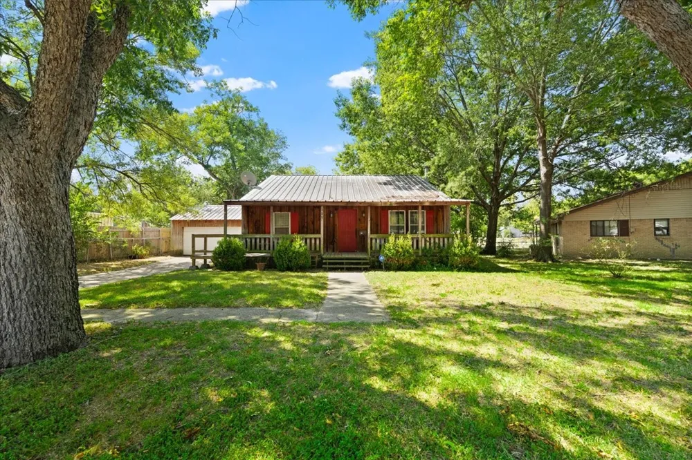 309 SW 5th Street Kerens, TX 75144