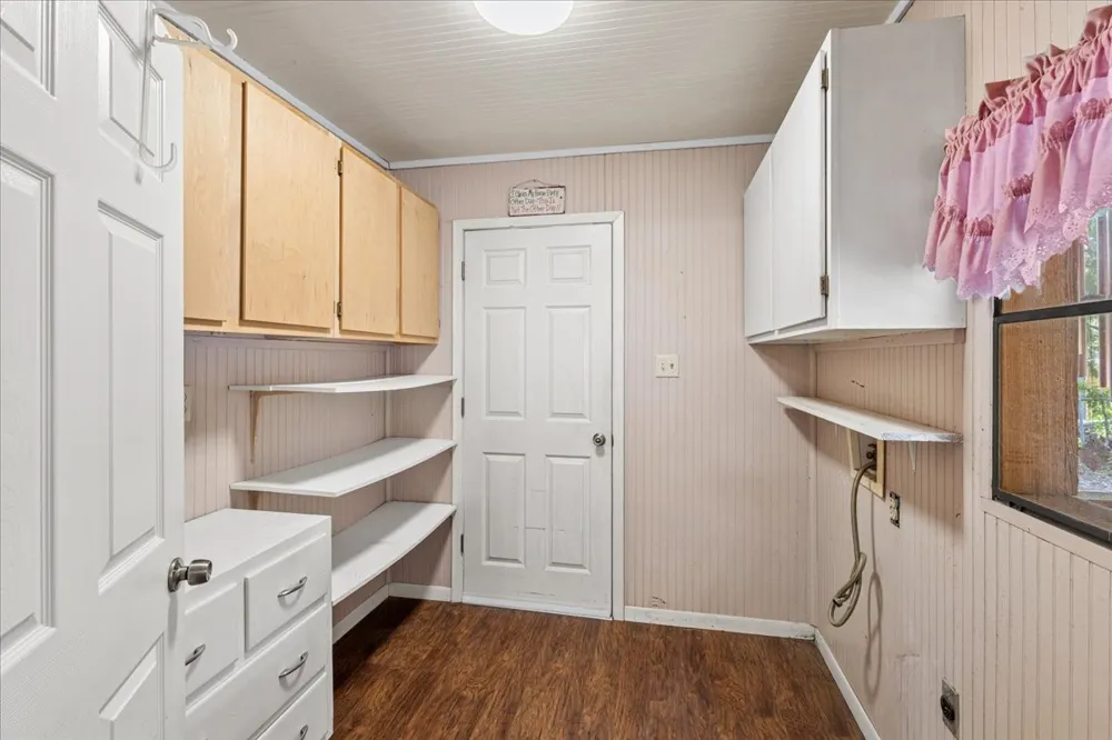 309 SW 5th Street Kerens, TX 75144