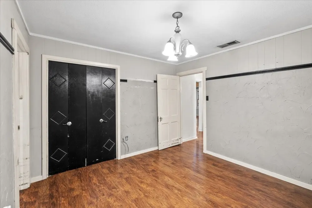 309 SW 5th Street Kerens, TX 75144