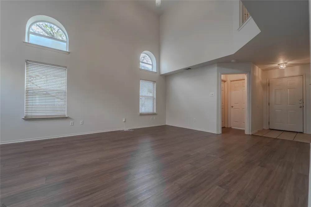 17303 Orwell Lane Round Rock, TX 78664