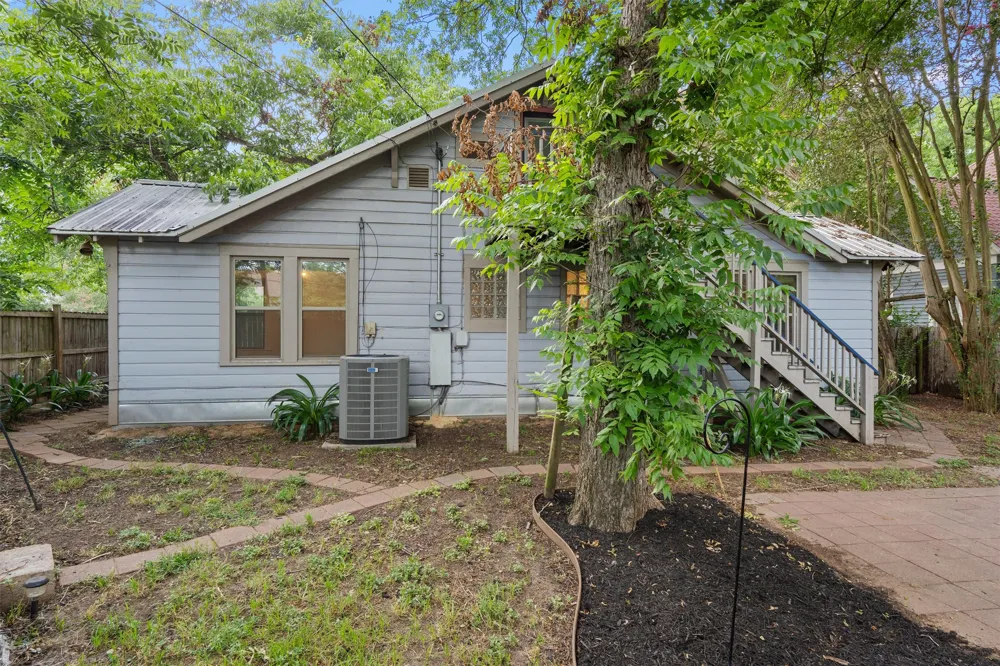 503 Short Street Smithville, TX 78957