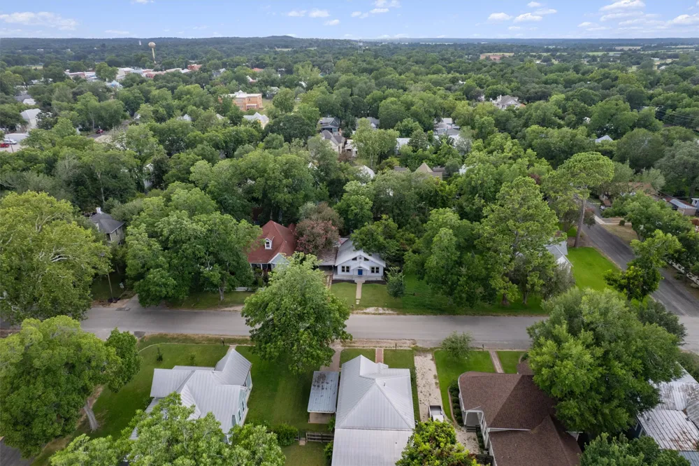 503 Short Street Smithville, TX 78957
