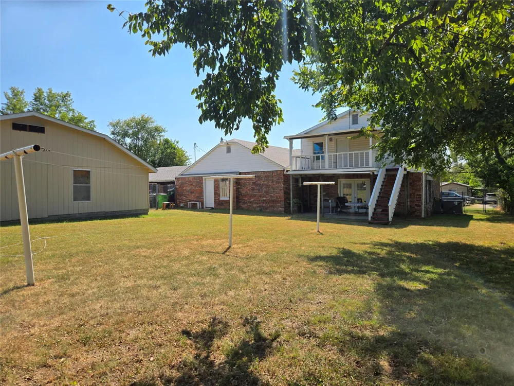 1407 S Cedar Street Bristow, OK 74010