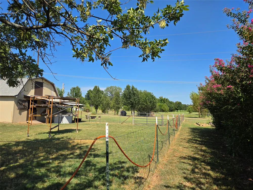 1407 S Cedar Street Bristow, OK 74010