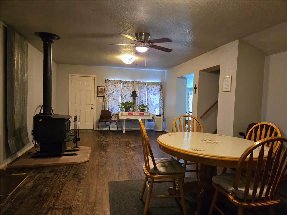 1407 S Cedar Street Bristow, OK 74010