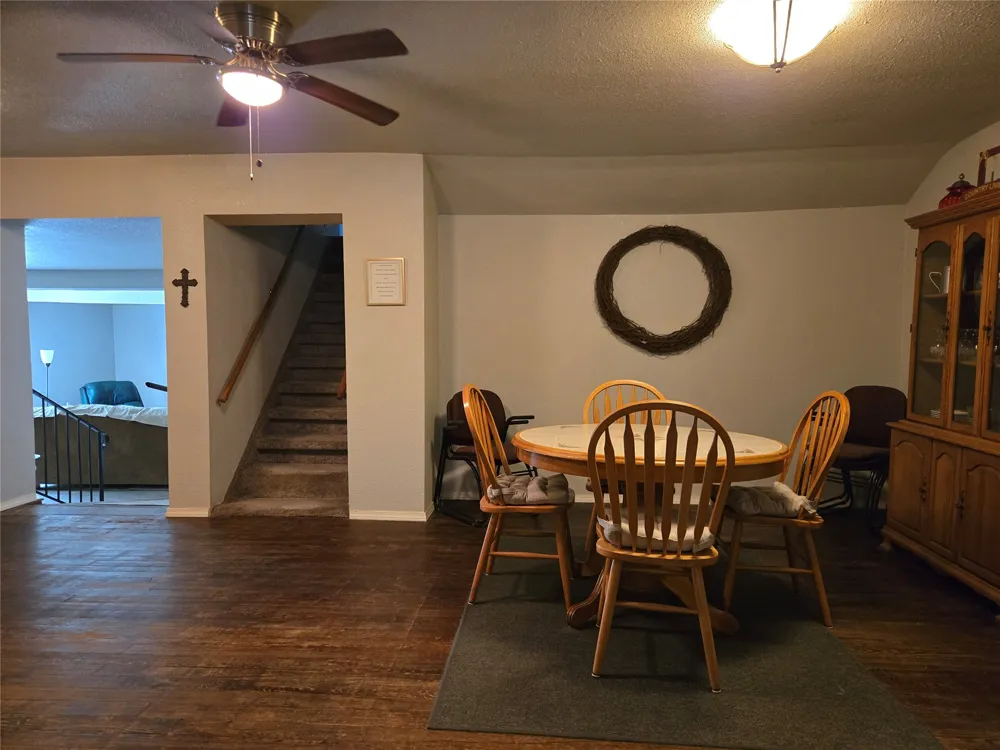 1407 S Cedar Street Bristow, OK 74010