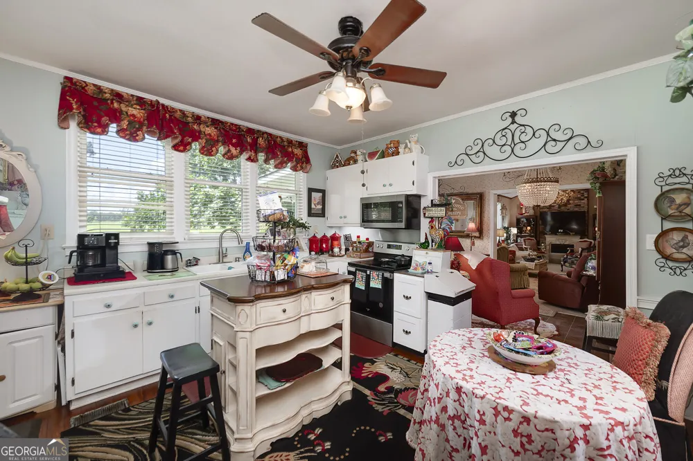 1366 Highway 36 E Milner, GA 30257
