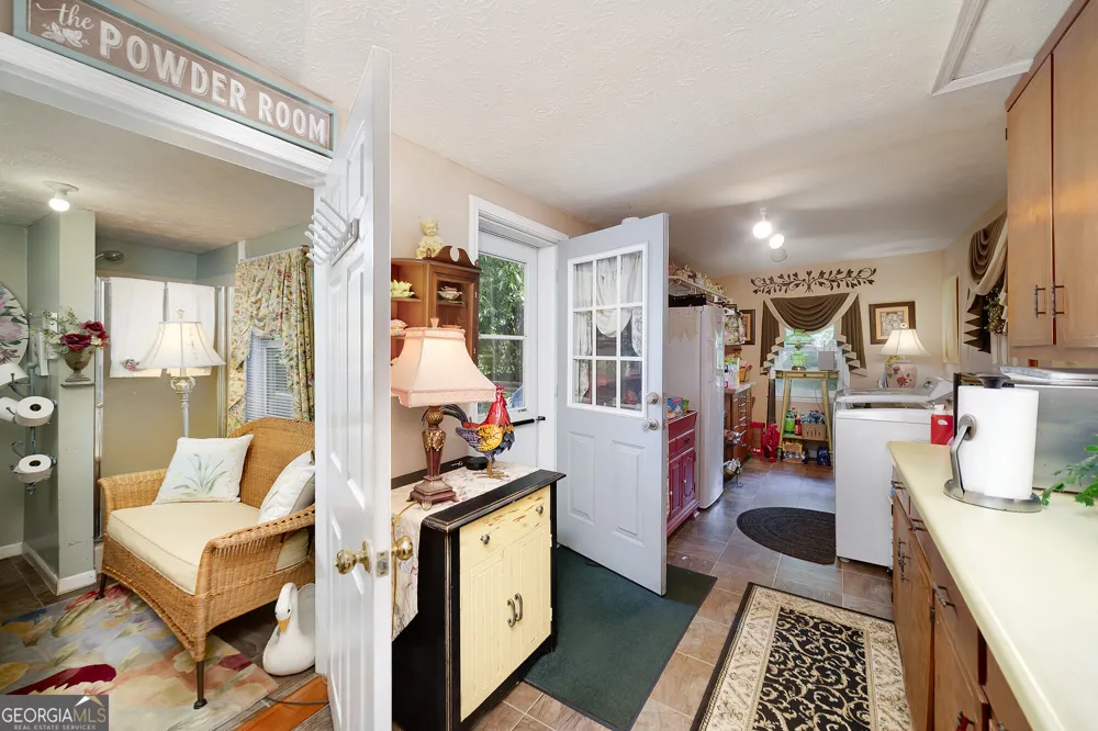 1366 Highway 36 E Milner, GA 30257