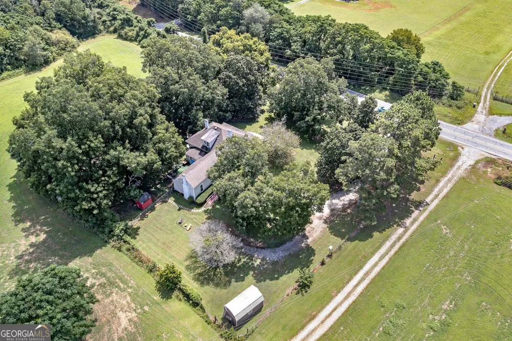 1366 Highway 36 E Milner, GA 30257