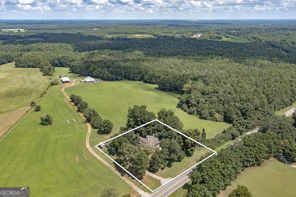 1366 Highway 36 E Milner, GA 30257