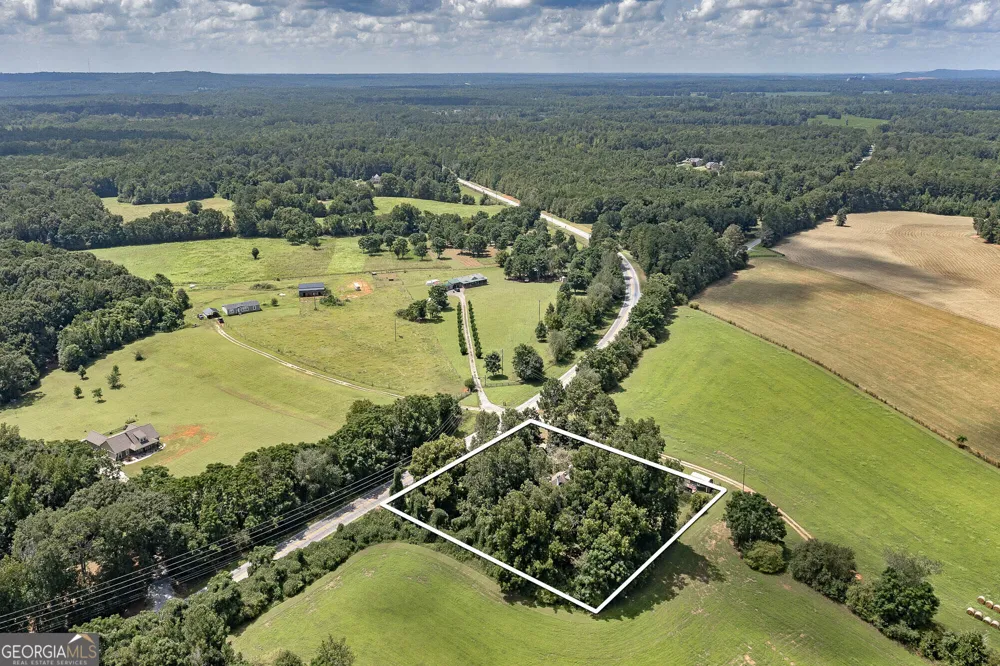 1366 Highway 36 E Milner, GA 30257