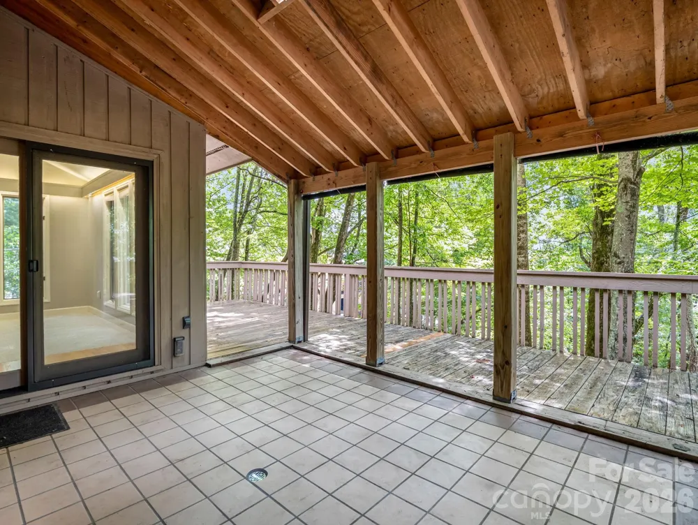 10 Chestnut Ridge Road Mills River, NC 28759