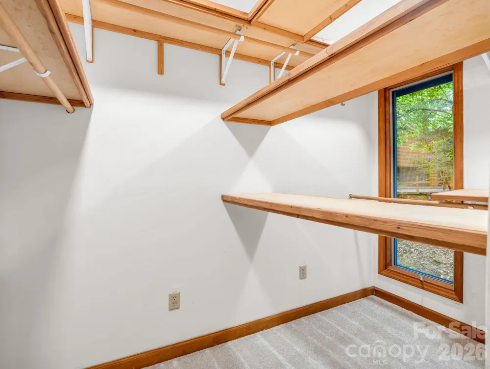 10 Chestnut Ridge Road Mills River, NC 28759