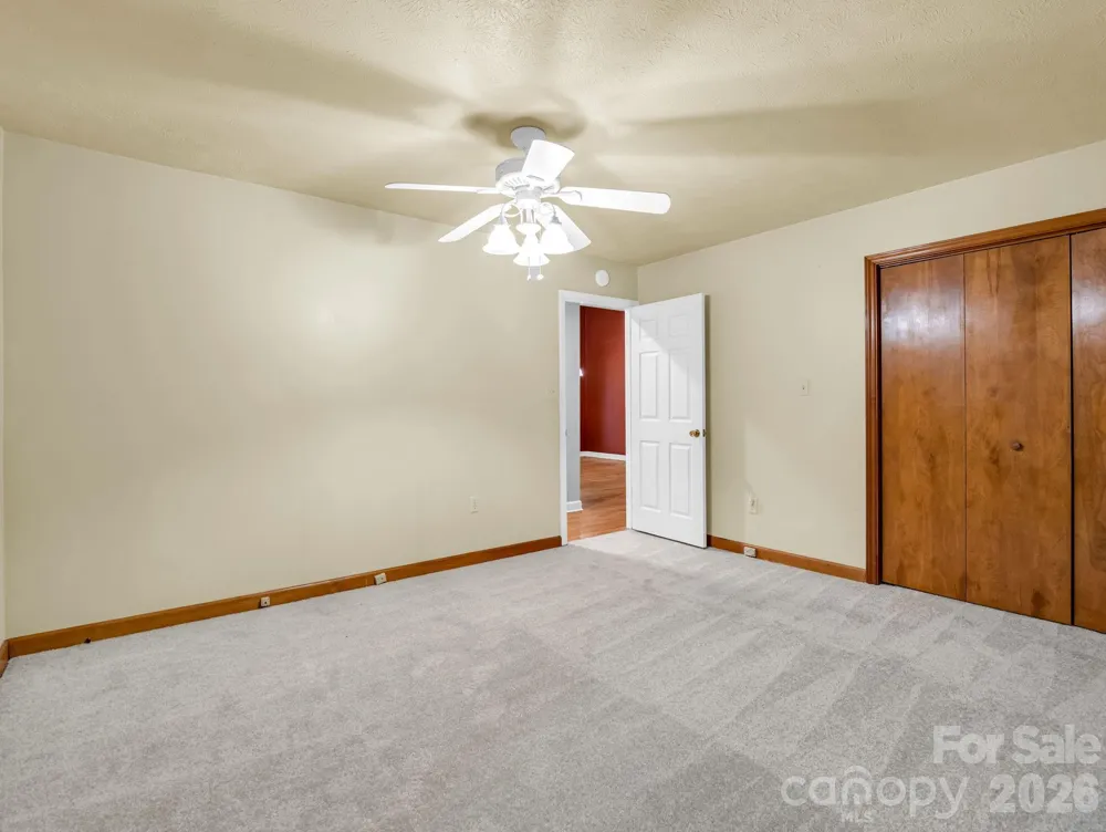 10 Chestnut Ridge Road Mills River, NC 28759