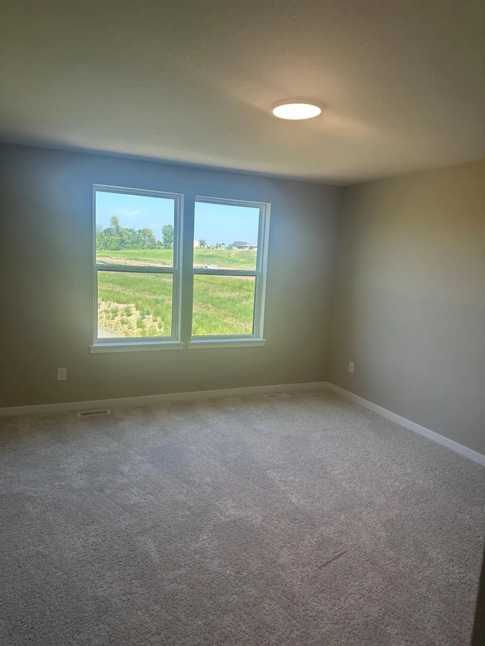 8805 63rd Street S Cottage Grove, MN 55016