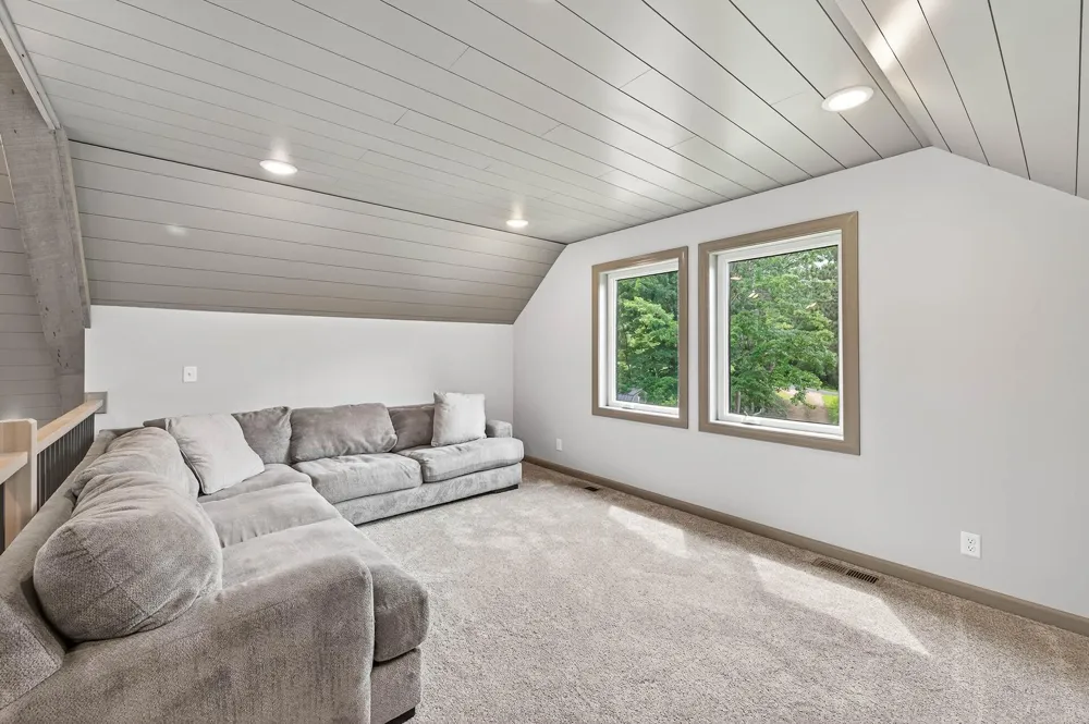 342 Paulsen Lake Court Osceola, WI 54020