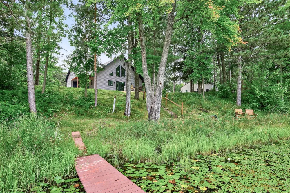 342 Paulsen Lake Court Osceola, WI 54020
