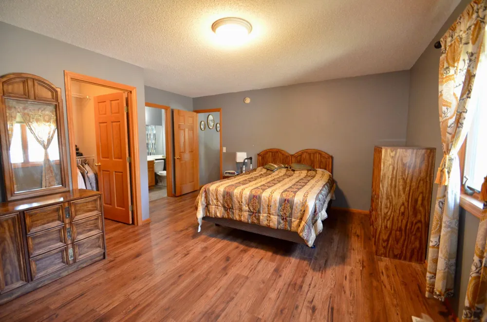 835 Village Avenue Sartell, MN 56377