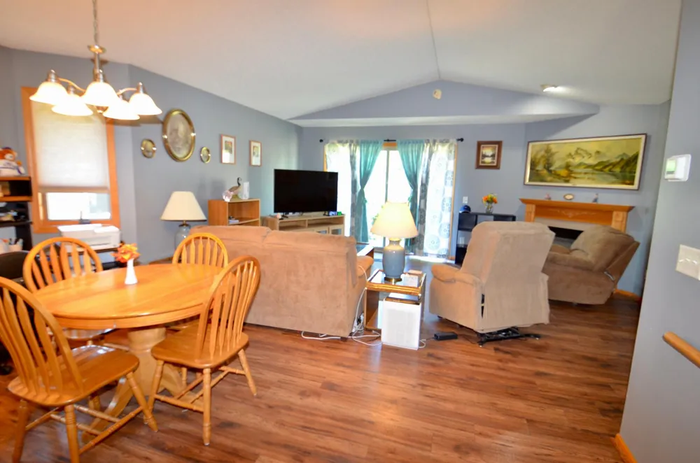 835 Village Avenue Sartell, MN 56377
